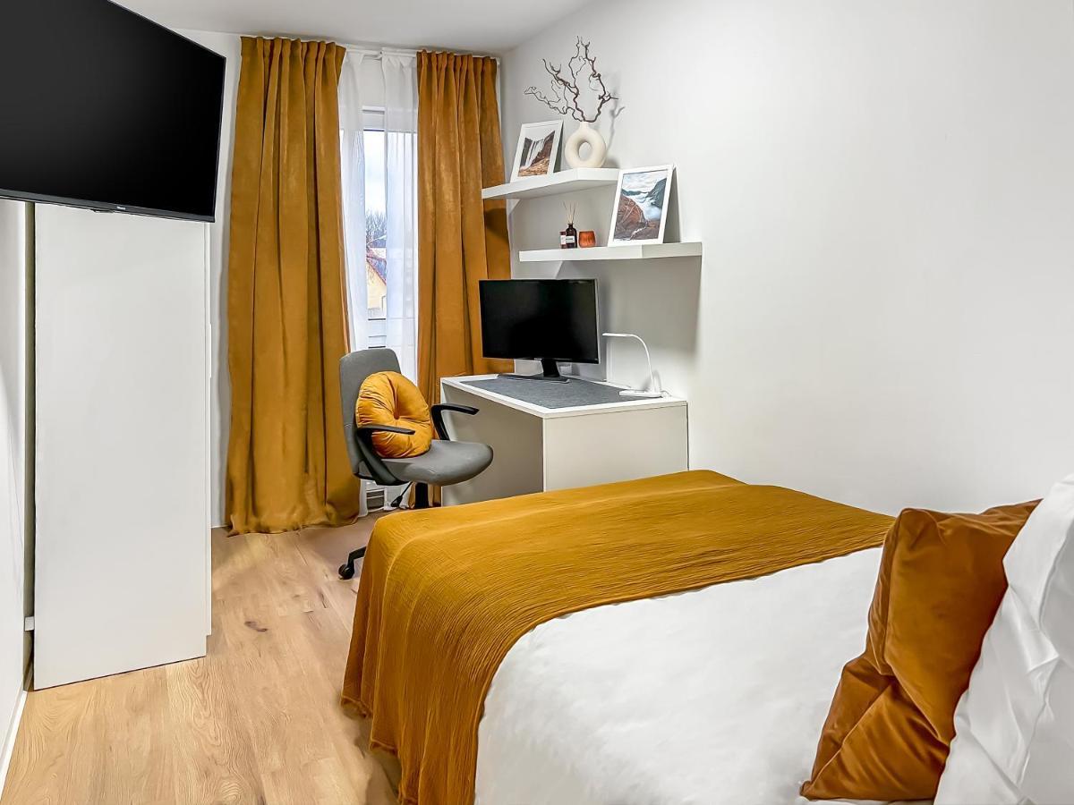 Moderne Studio Apartments In Nuernberg Esterno foto
